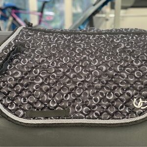 Horseshoe Saddle Pad